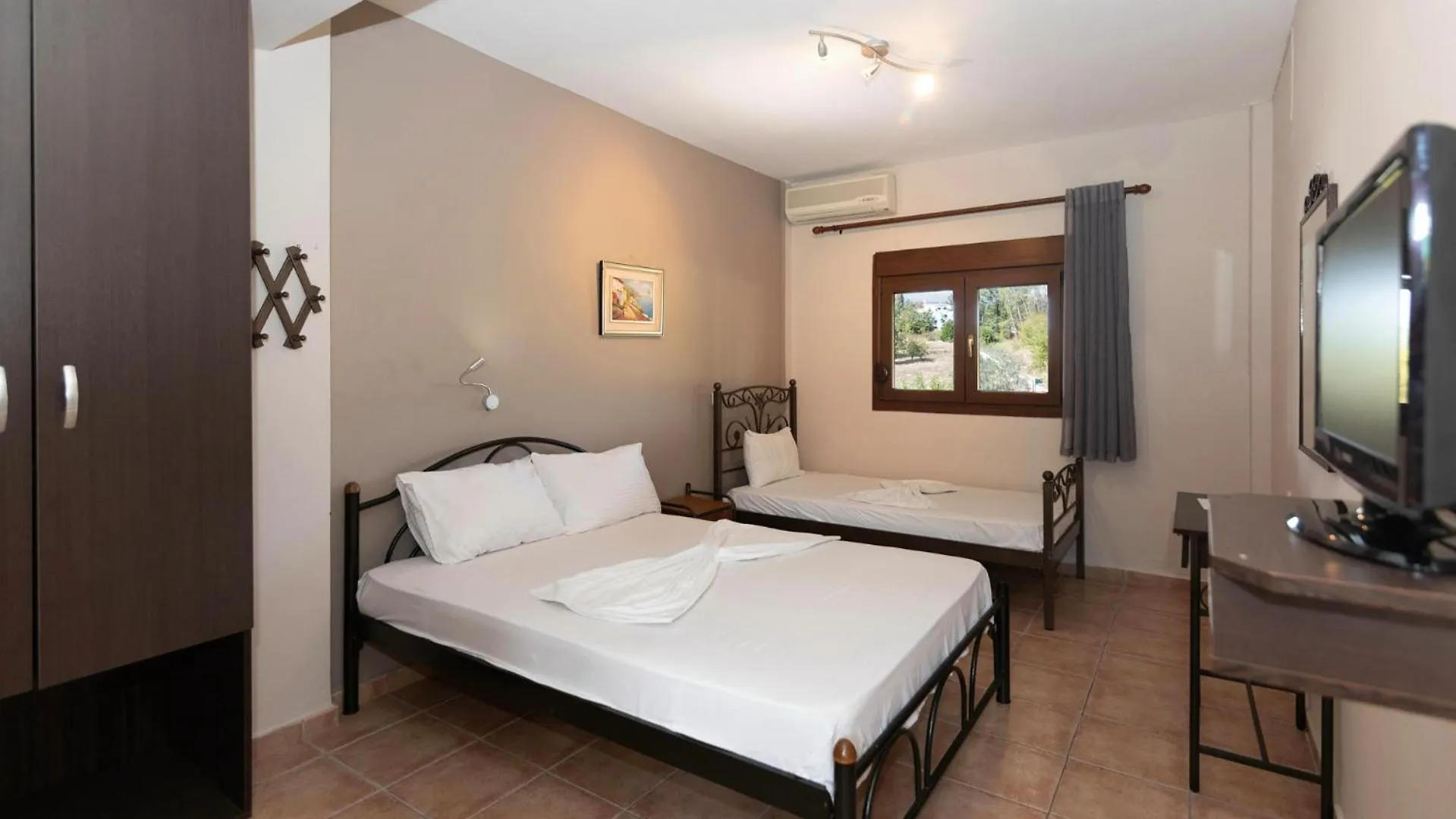 Katerina-Maria Studios & Apartments Vourvourou