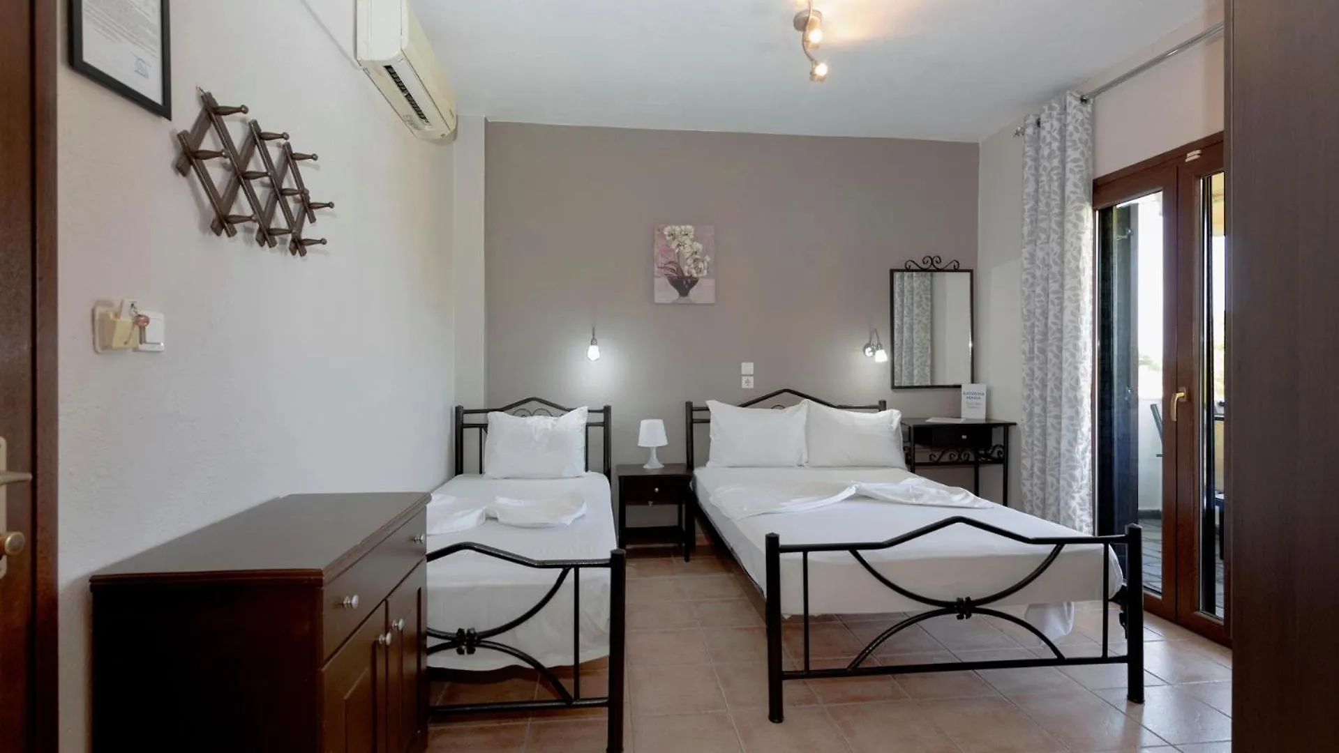 וורוורו Katerina-Maria Studios & Apartments